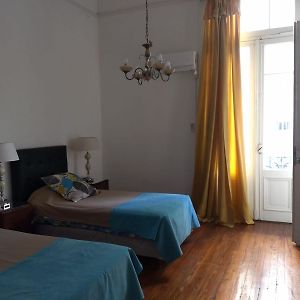 Habitación con 2 Camas Individuales
